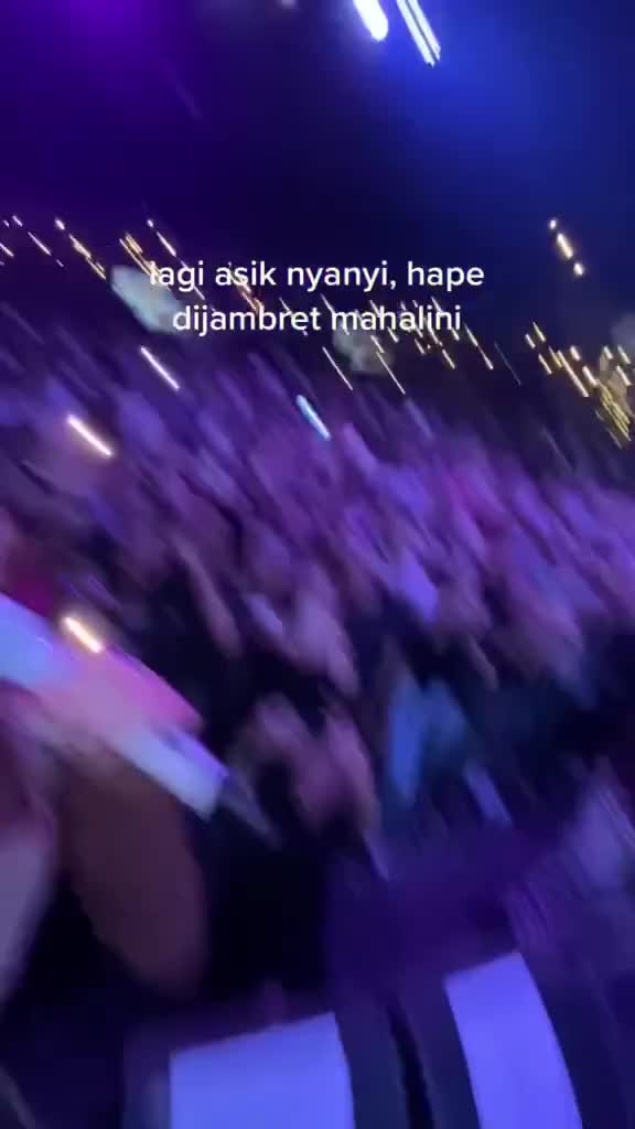 Auto dimuseumin handphonenya