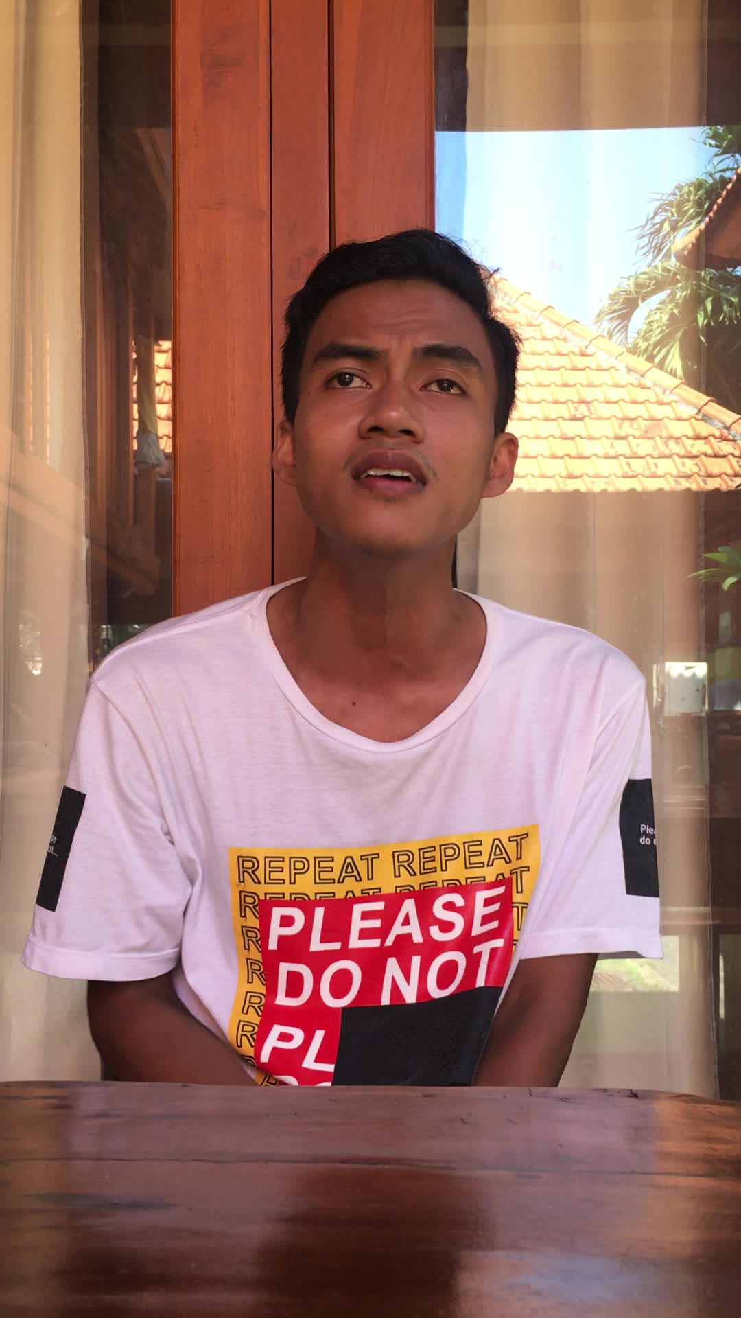 Putra Bali Ini menyanyikan lagu “Keramat” lagu yang mengandung nilai moral dan akhlak terhadap ibu #OnlineAuditionRisingStarIndonesiaDangdut
