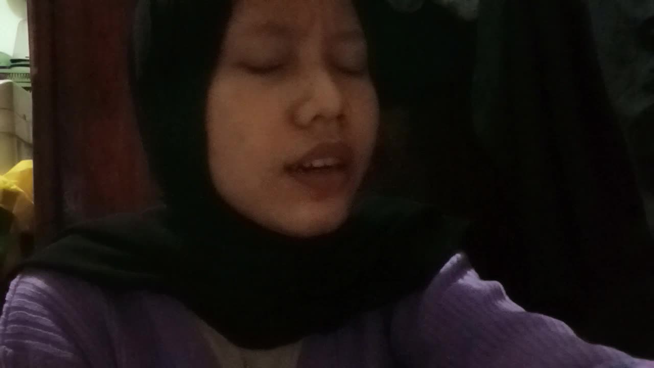 siti fauziah azuhrah_20 thn_ jakarta utara_ya immarusli 