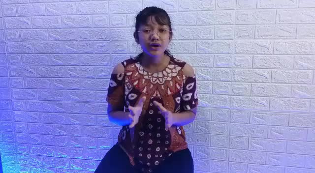 MI2022_Marselia Angleen Silitonga_menyanyi