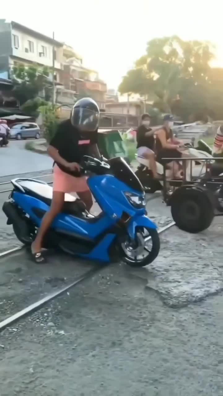 Kalo Ada Yang Susah Kenapa Harus Mudah