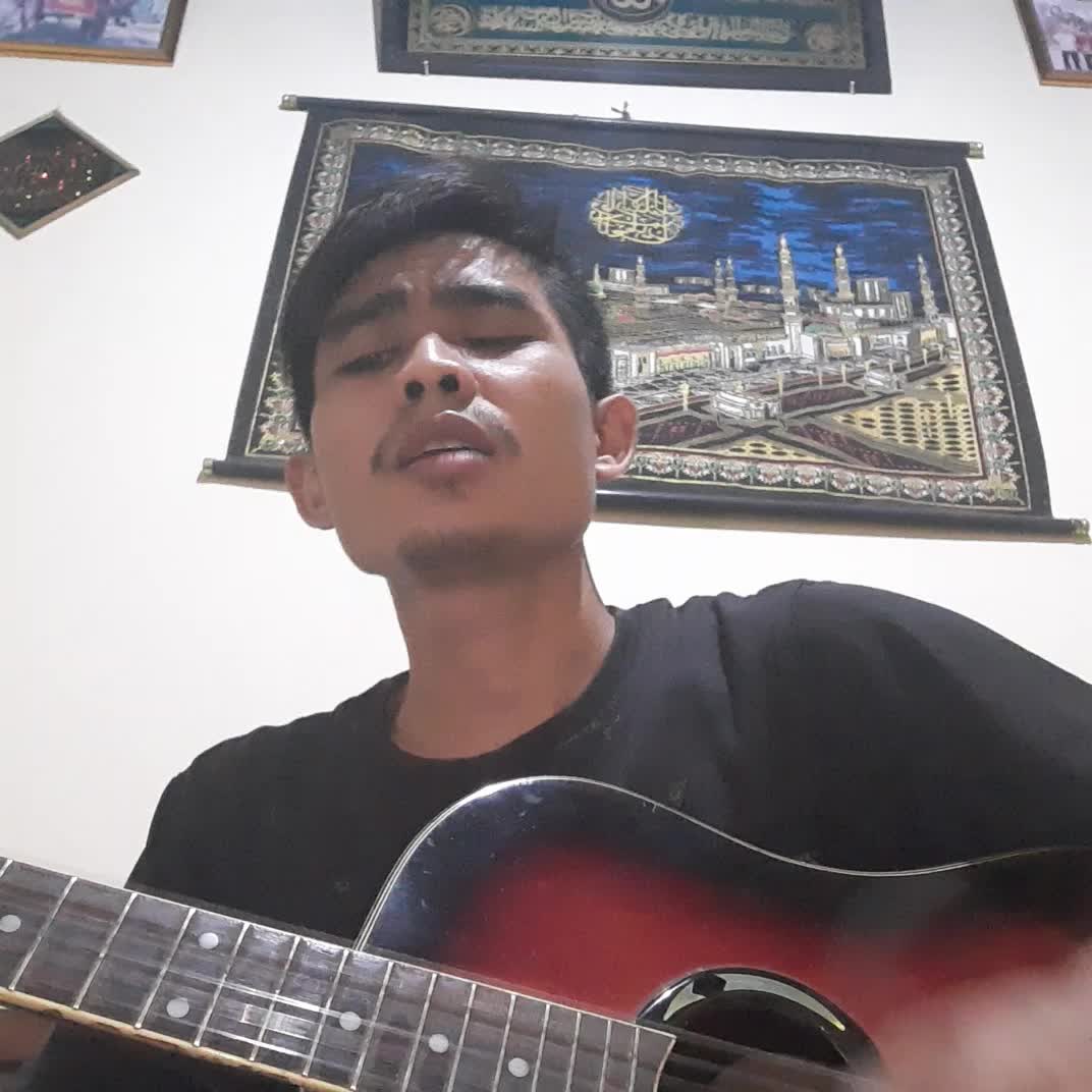 Bismilahirohmannirohim Saya Achmad Zakaria Asal Lampung ...Ini Lagu Ciptaan Saya Sendiri ....Hanya Kau Yang Mengerti#Show Your Talent