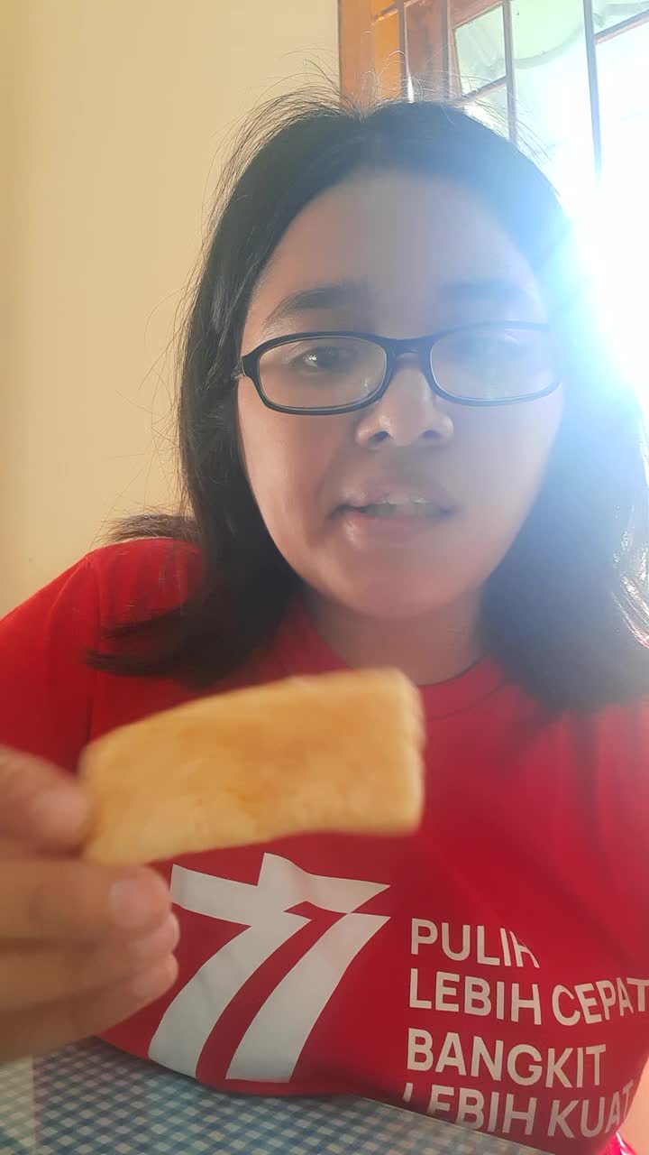 review kerupuk