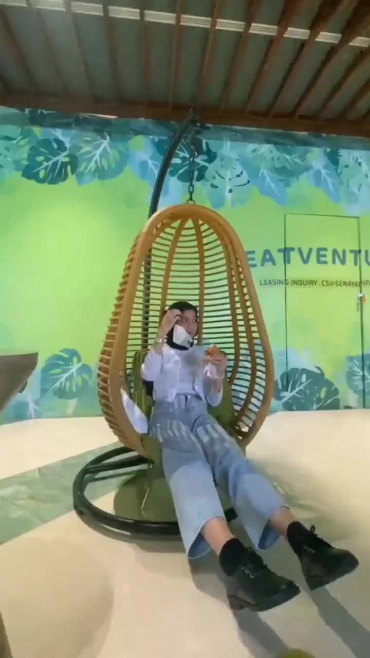 Dinda Kamu Ngeselin