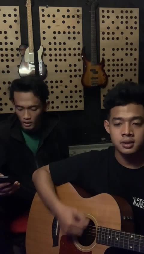 TINBS Muhammad Restu Aji Magelang 23 tahun , Adelle - Don't you remember 
