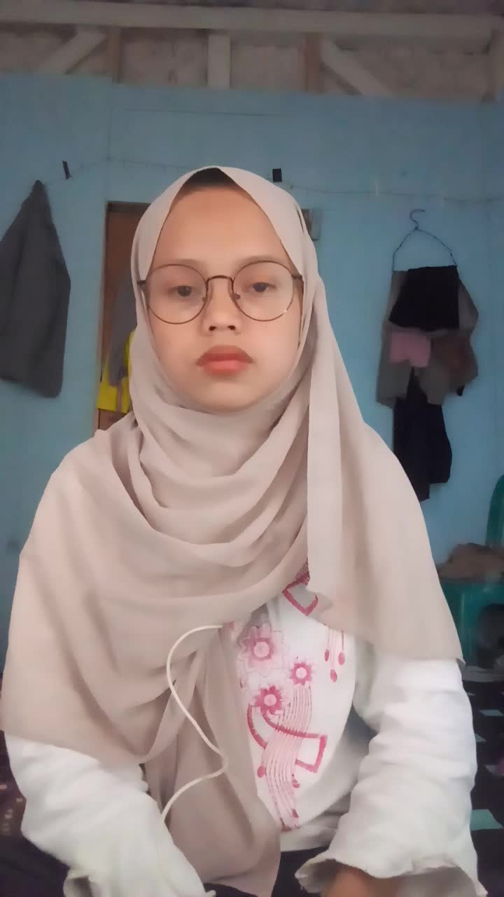 apapun genrenya. kapanpun dan  dimanapun itu pasti bernyanyi💛 saya lala rostiana siap bersaing🖒 #OnlineAuditionRisingStarindonesiaDangdut