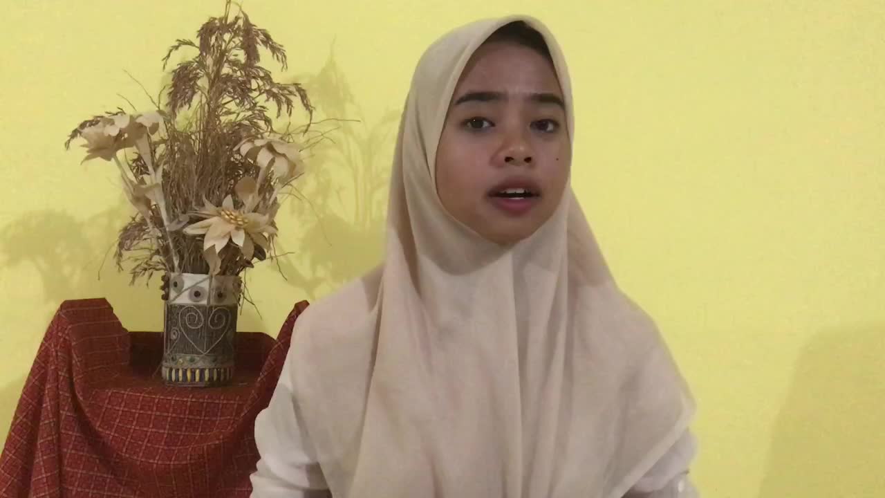 nama: Fadilah apriliani # umur: 19 tahun# kota asal: Garut#  judul lagu : duha#