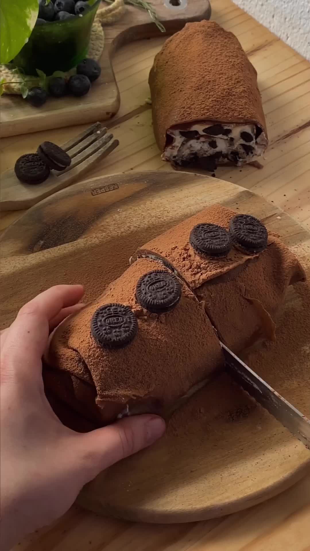 How to make oreo crepe roll