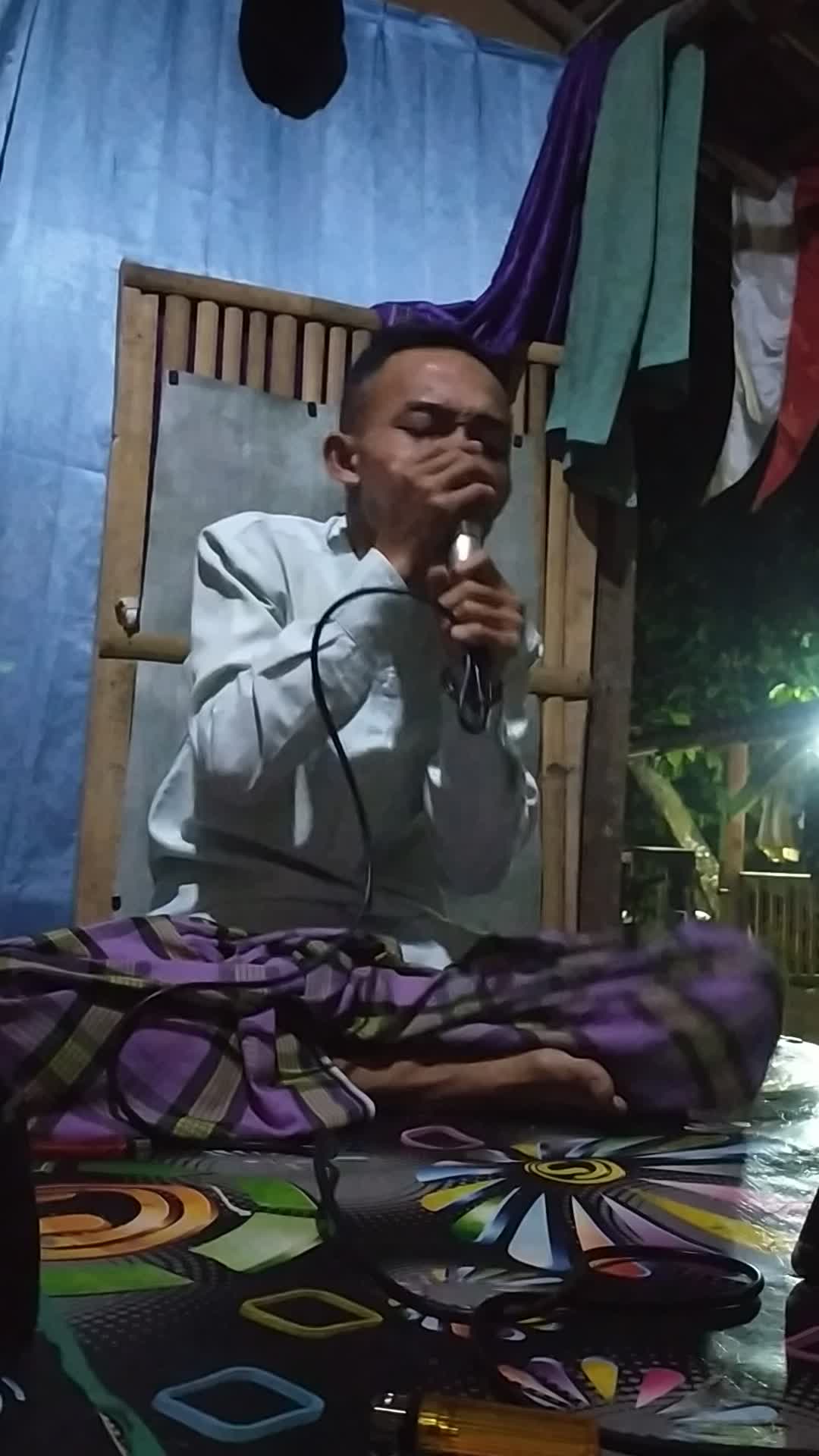 Muhamad Asril Mahendra 22 tahun asal dari bogor, Noah ,judul lagu yang terdalam Cover by Muhamad Asril Mahendra