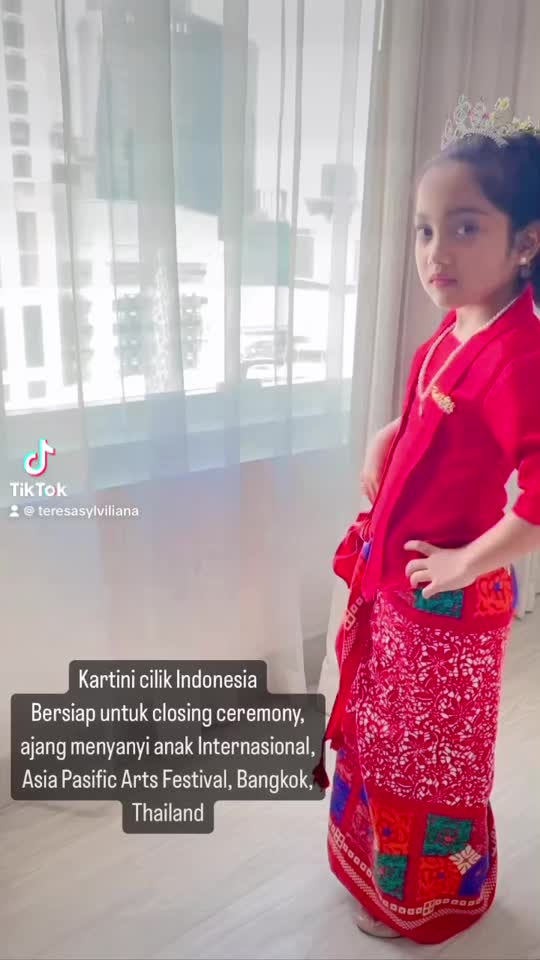 Model cilik teresa 8th photoshoot, instagram: teresa_sylviliana