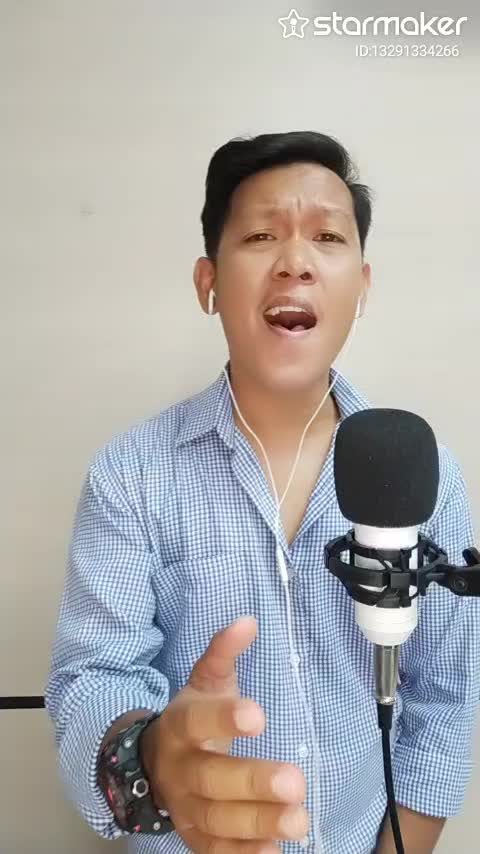 #mengejarbadai