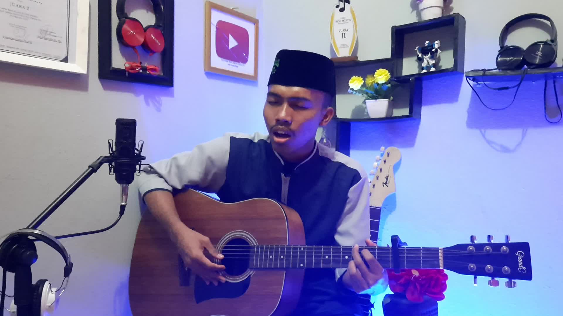 Rizal Husaeni_18 tahun_Kota Tasikmalaya_Ummi tsumma ummi + syaikhona