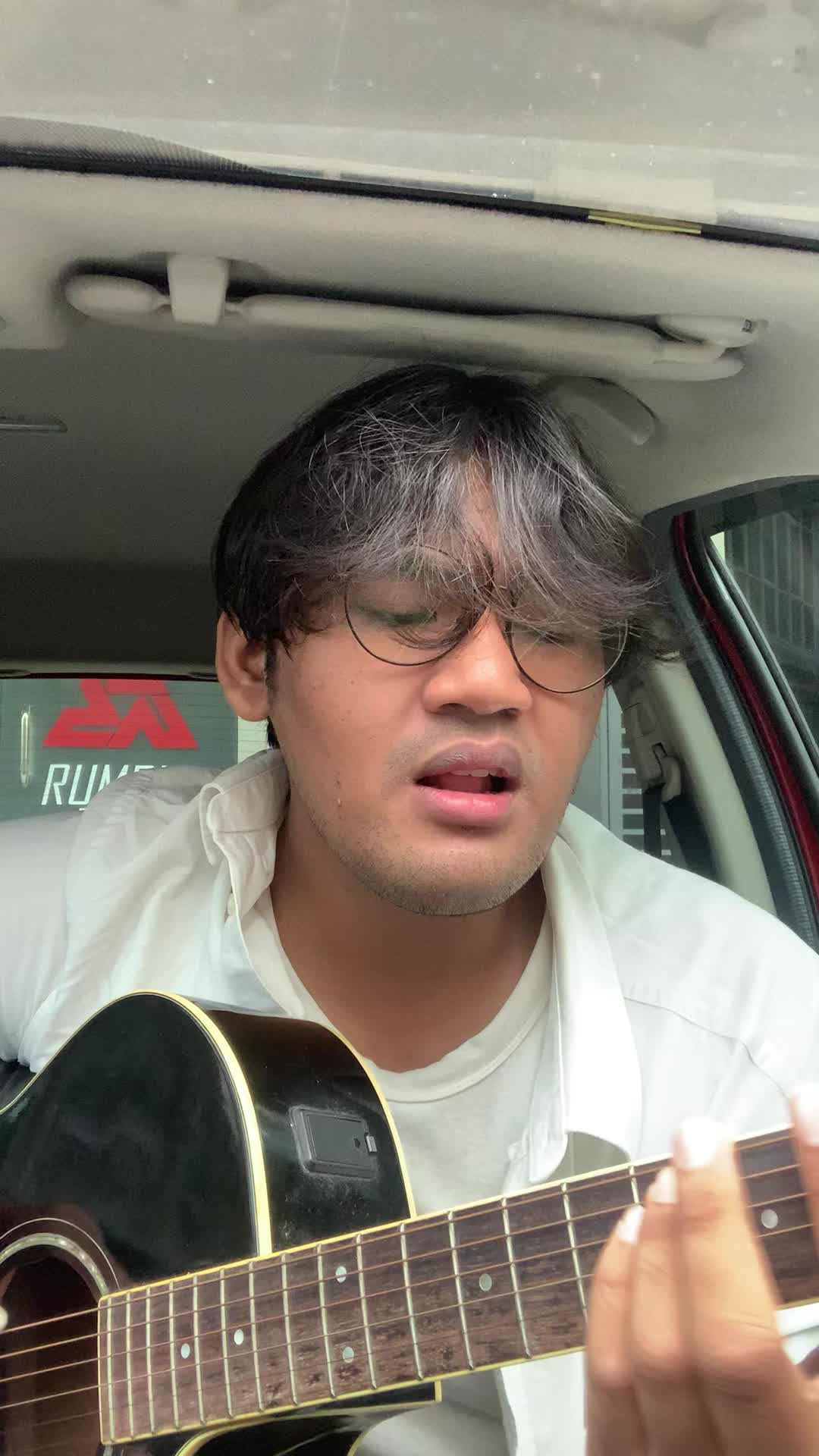 XFI2021 SOLO RASYID 24Tahun Bekasi The Beatles-All My Loving