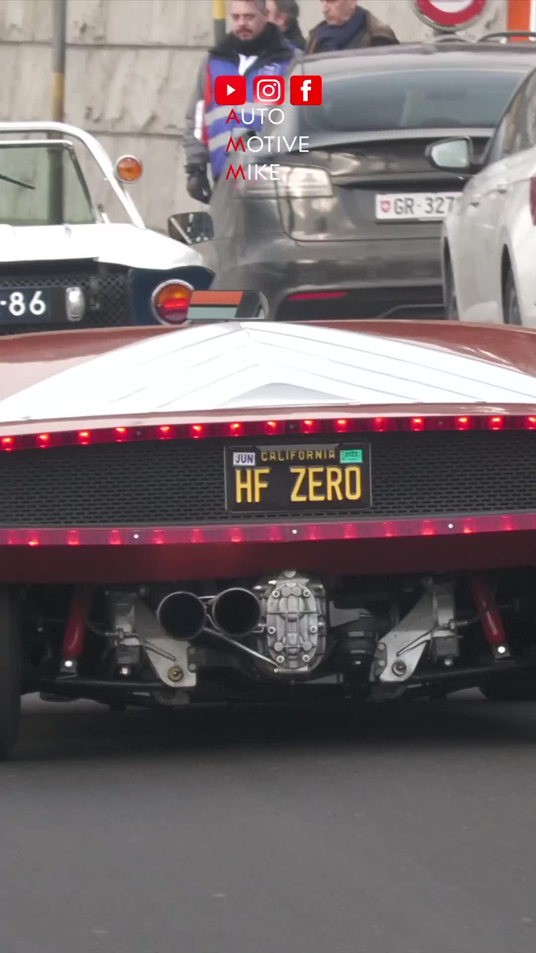 mirip mobilnya kamen rider