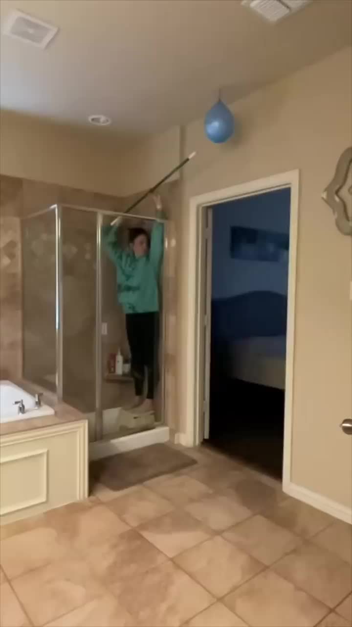 prank keluarga