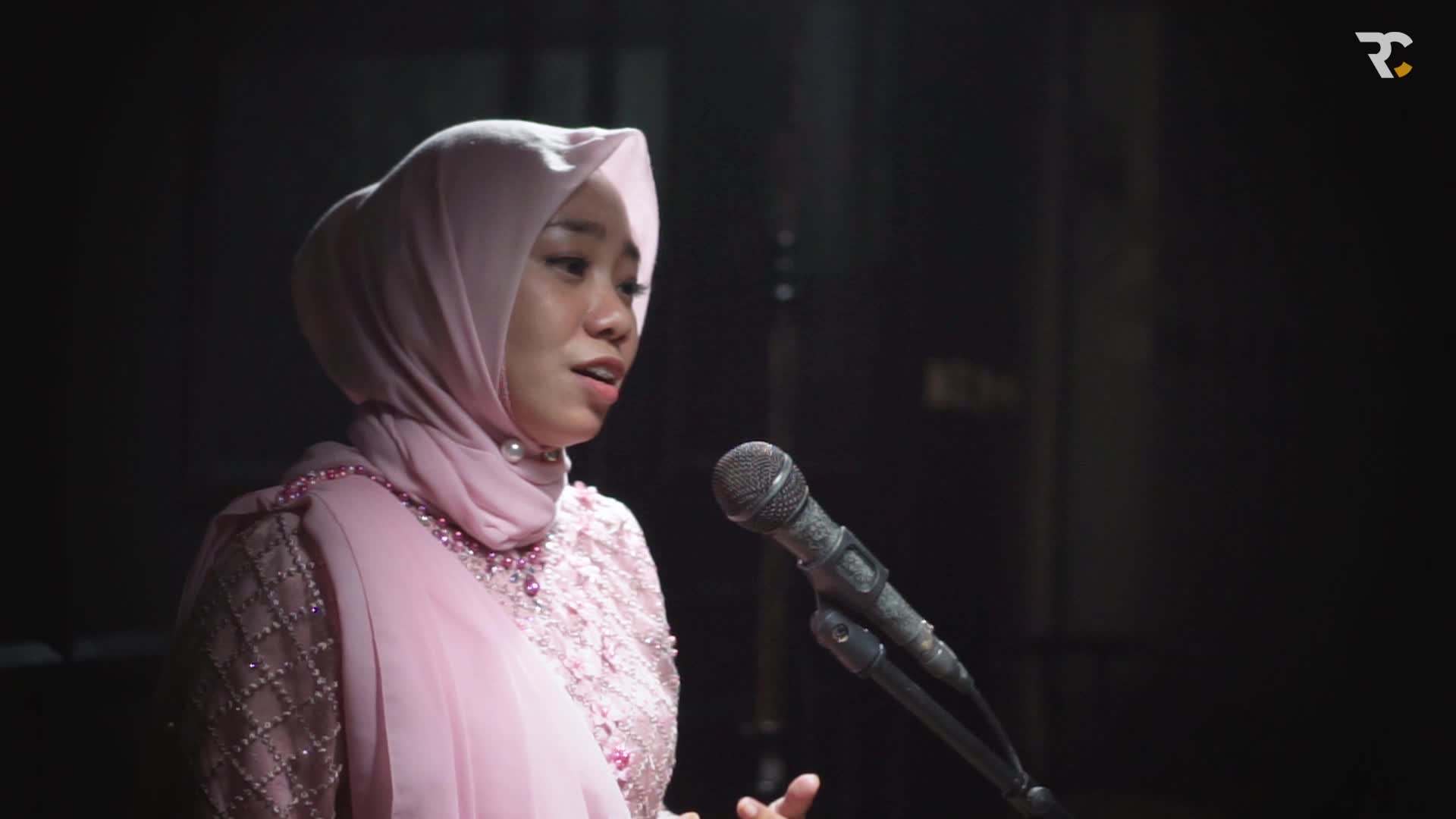 Rani Cahyaningsih _ 27 Tahun _ Asal Wonosari Gunungkidul Yogyakarta _ Kulepas Dengan Ikhlas #OnlineAuditionRisingStarIndonesiaDangdut 