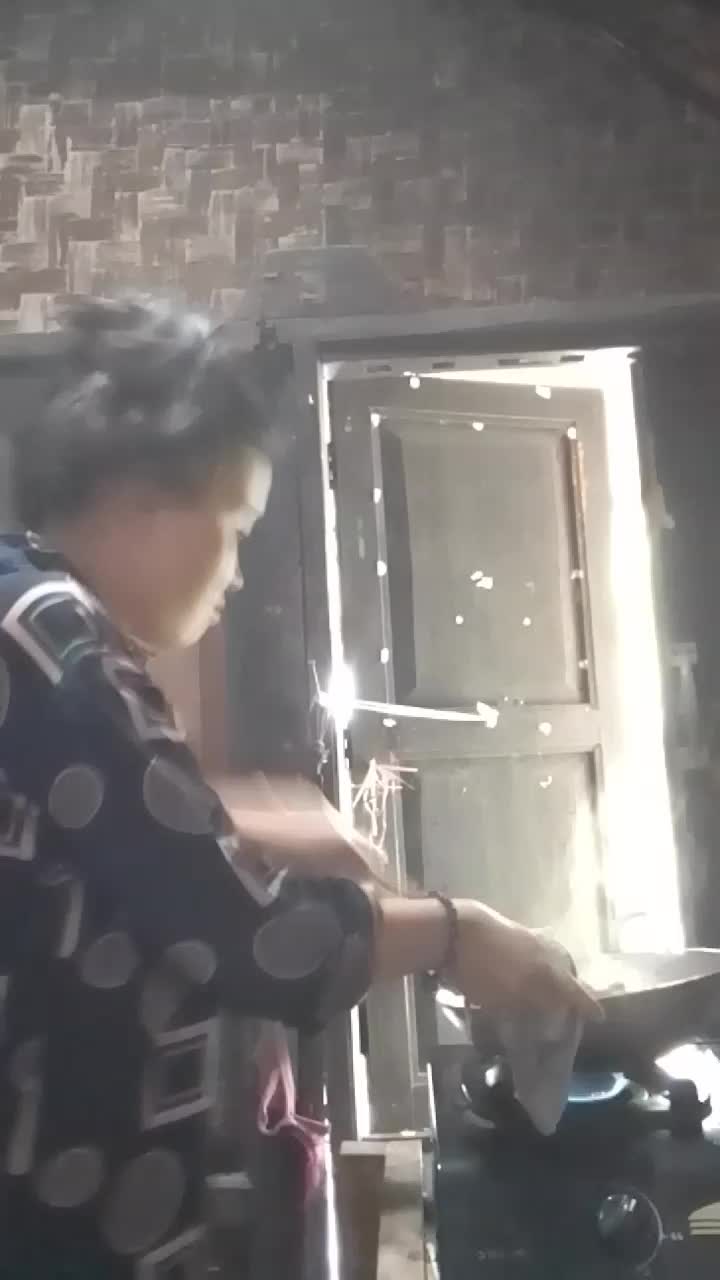 lagi masak di gangguin Mulu jadi esmosikan#challengeedisihumor nama Teja asal Garut 
