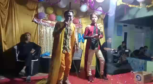 #shawmeyourfois judul jomblo permanen dua kadal yg punya goyang menggemparkan. bantu vote ya setiap harinya mkasih wa.089530330657