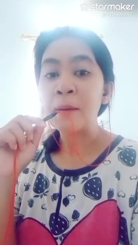 Cover lagu ( jangan tunggu lama lama  ) Titik Irianingsih 
