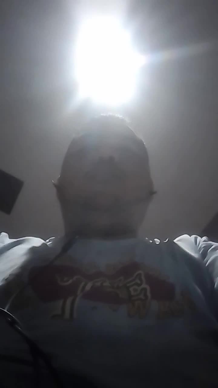 ekspresi Mandra emosi saat itu 