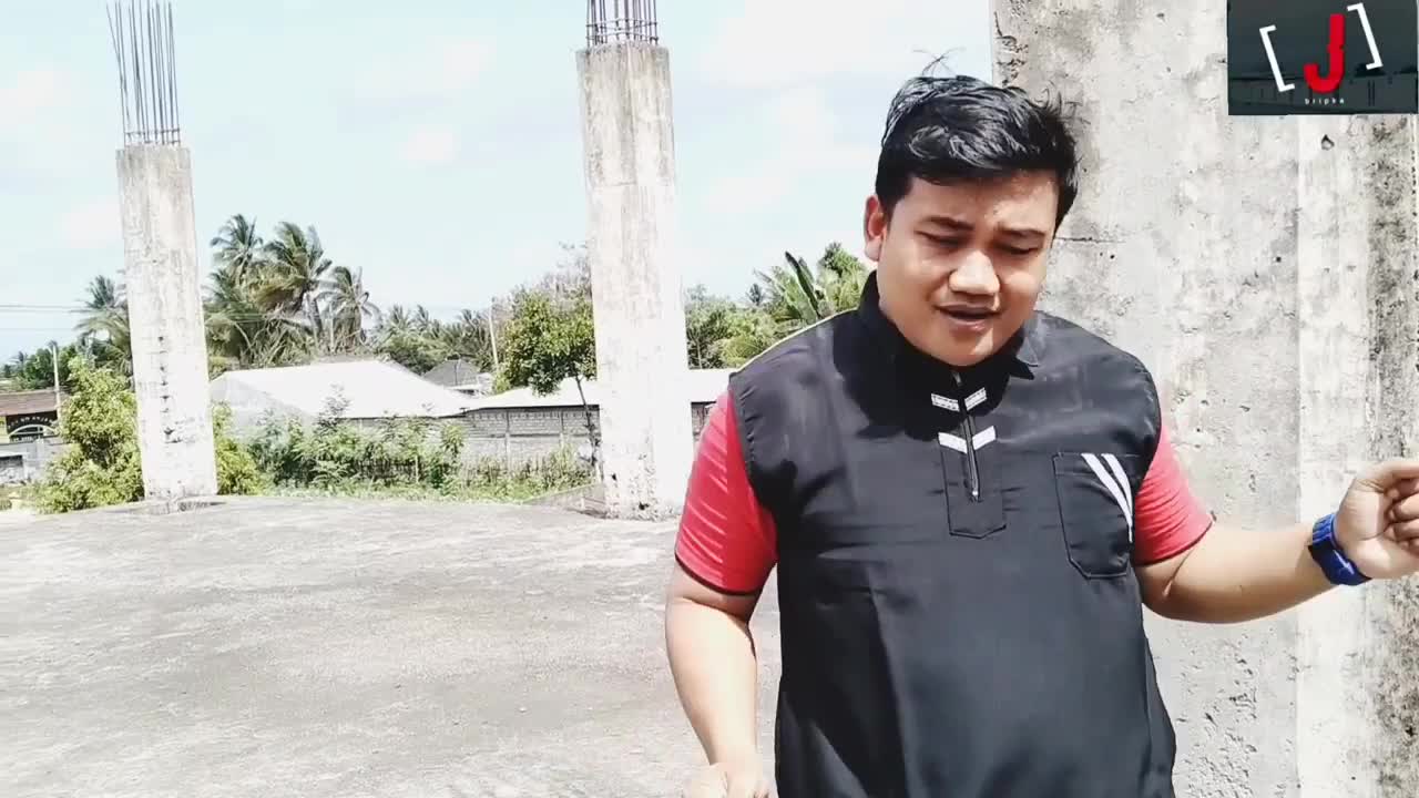 Zaini, 36th, anjani kec.suralaga kab.lotim NTB, lagu ciptaan sendiri Duniamu akhiratmu, rekaman syuting dadakan pake Hp#AudisionlineKDI2021