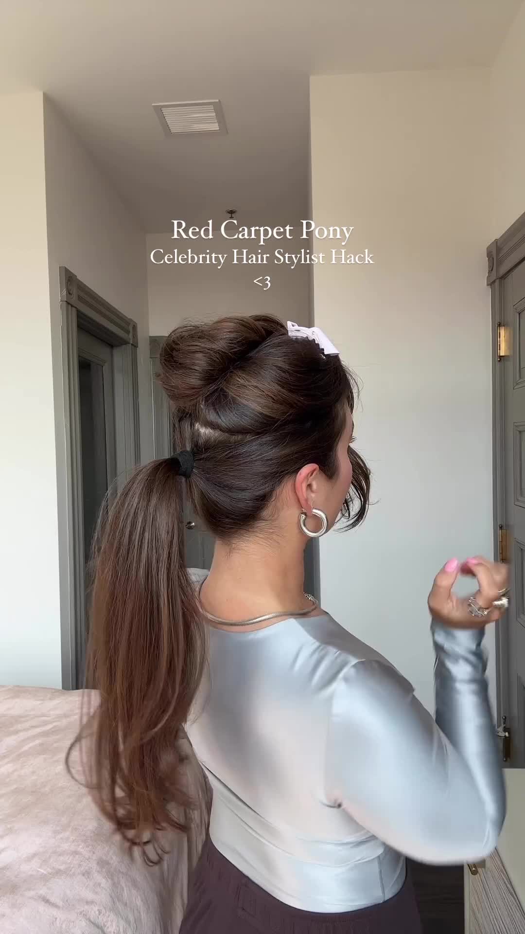 Ternyata gini cara bikin ponytail yang suka dipake artis untuk red carpet