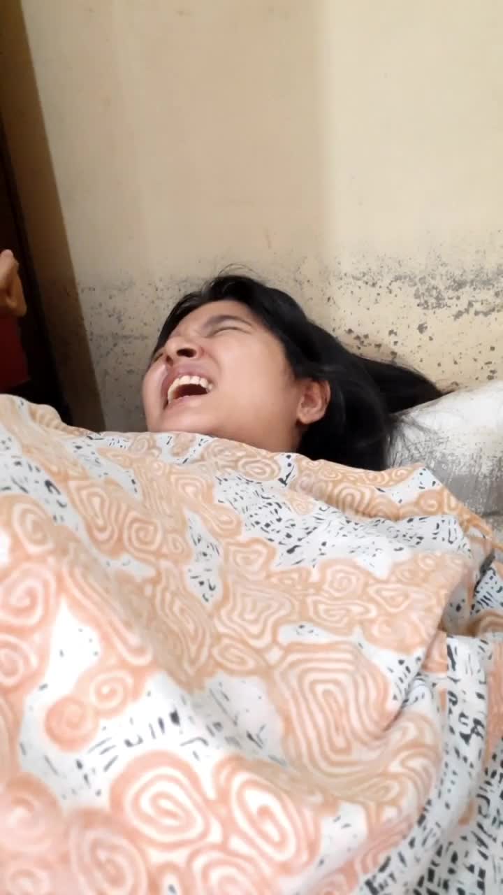 coba kamu gantiin aku sekarang!!!!