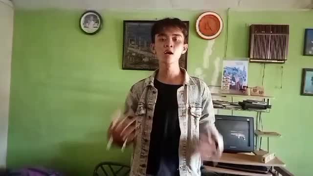 TINBS The Indonesian Next Big Star Ajie Purnama Atmaja (Alzhiie) 21 Tahun Kota Depok Jawa Barat Cover Pesawat Kertas 365 Hari