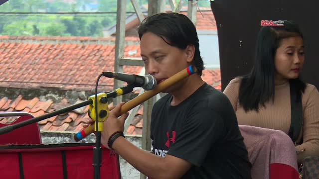 Air Mata Perpisahan-live panggung-voc. M Akbar/Babay Regges, usia 24thn, asal Bogor, #ONLINEAUDIONSRISINGSTARINDONESIADANGDUT 