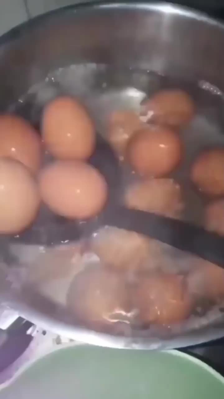 Tips Merebus Telur Putih Mulus