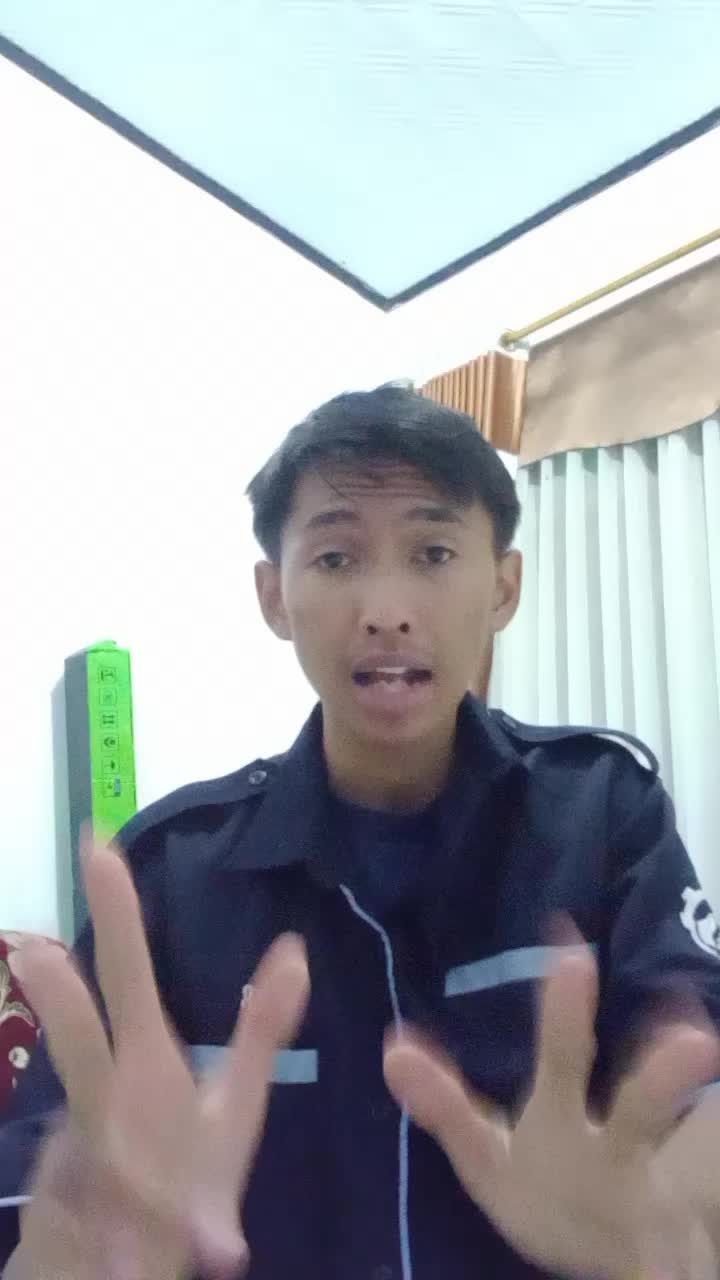 Alesha , ayah hanya bercanda tadi... jangan salah paham ya maafin ayah ya 🙏