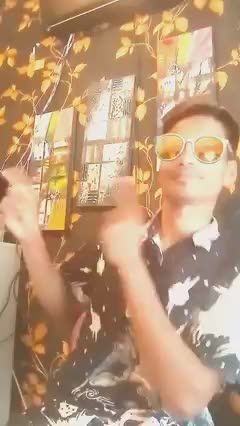 daripada ngelamun mending goyang dulu sobat RCTI 😂😂😁👍👍