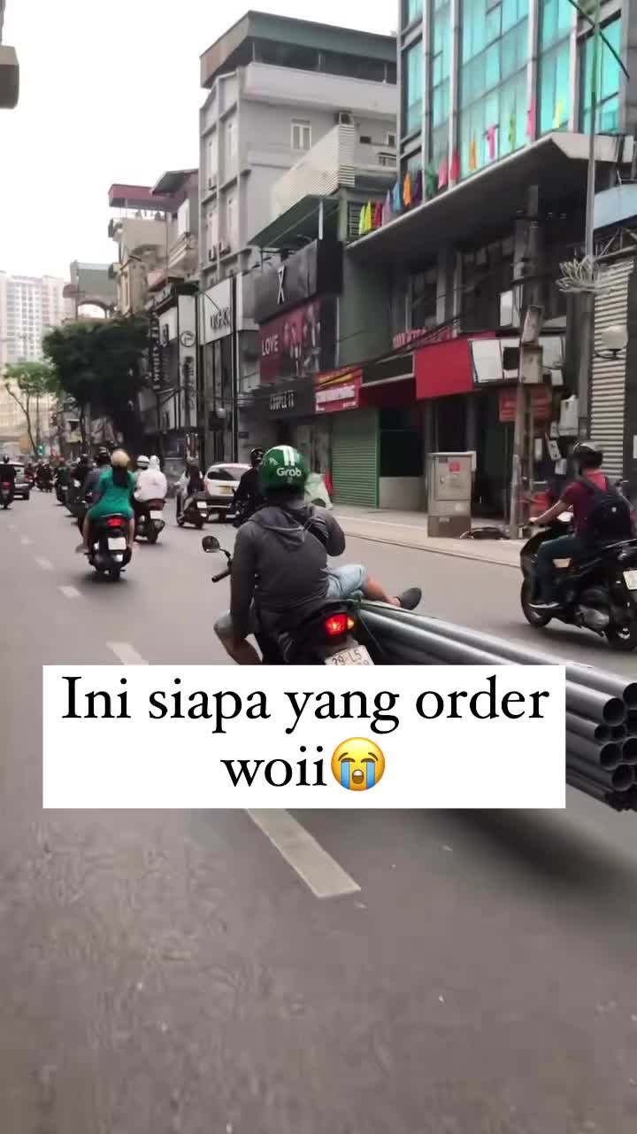 Valentino Rossi Juga Minder Liatnya