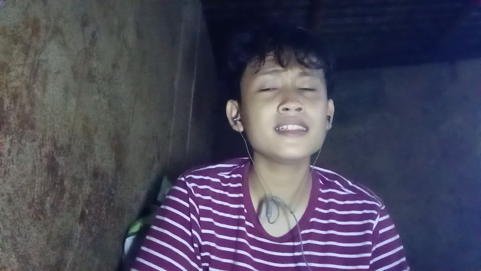 Perkenalkan nama saya abdul jabar jaelani umur saya 18th asal Jakarta, motivasi ikut ingin membahagiakan ibu sekaligus ayah bagiku 