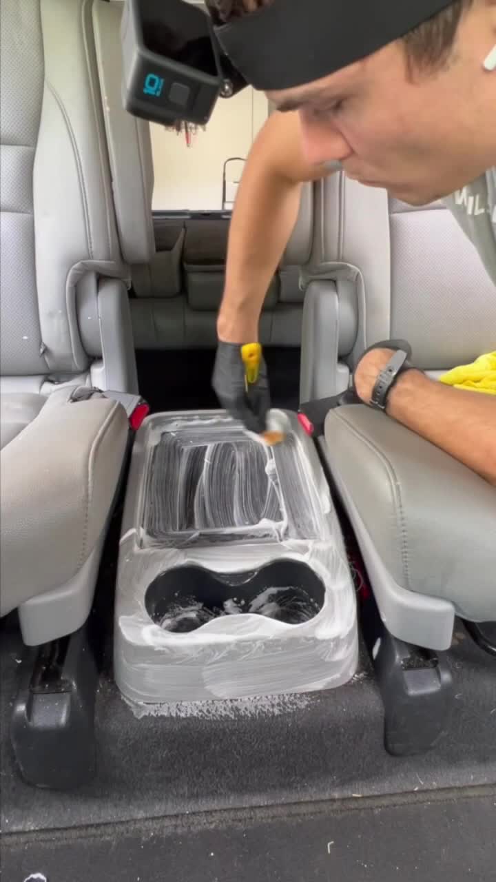 cleaning console