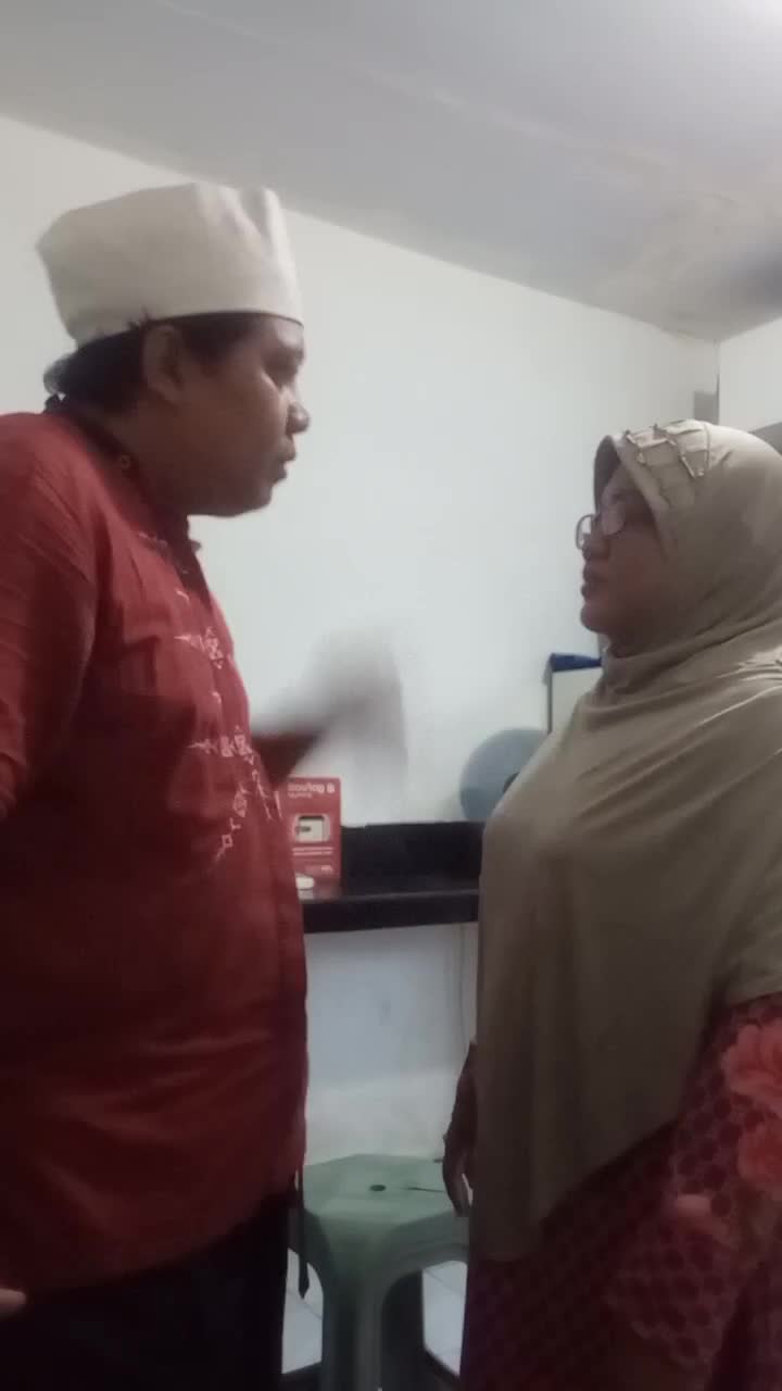 Al marah sama tukang ojek,gara2 kue beracun... vote kami gaes🙏🏻