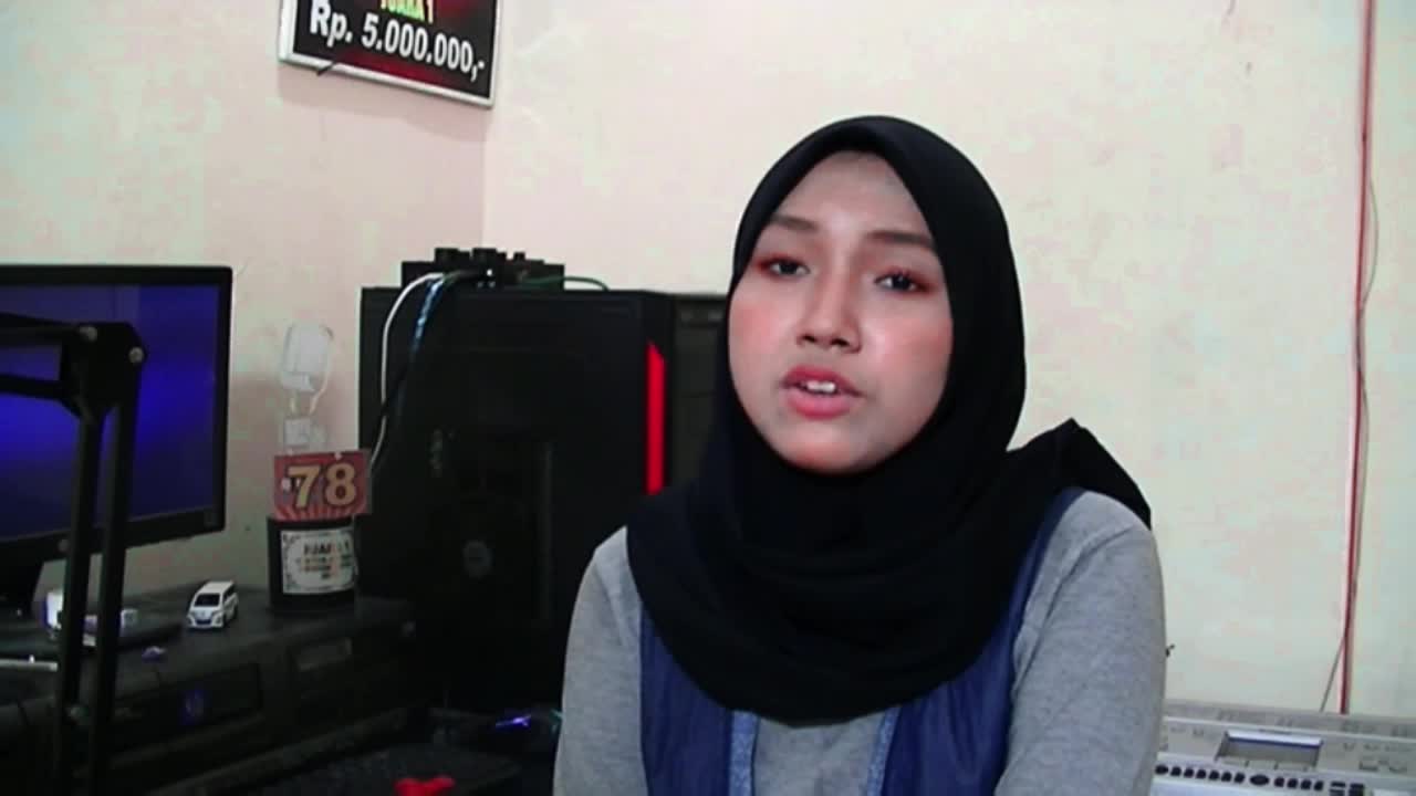 Frylla Shanda Jessifa - Peace Be Upon by Maher Zain