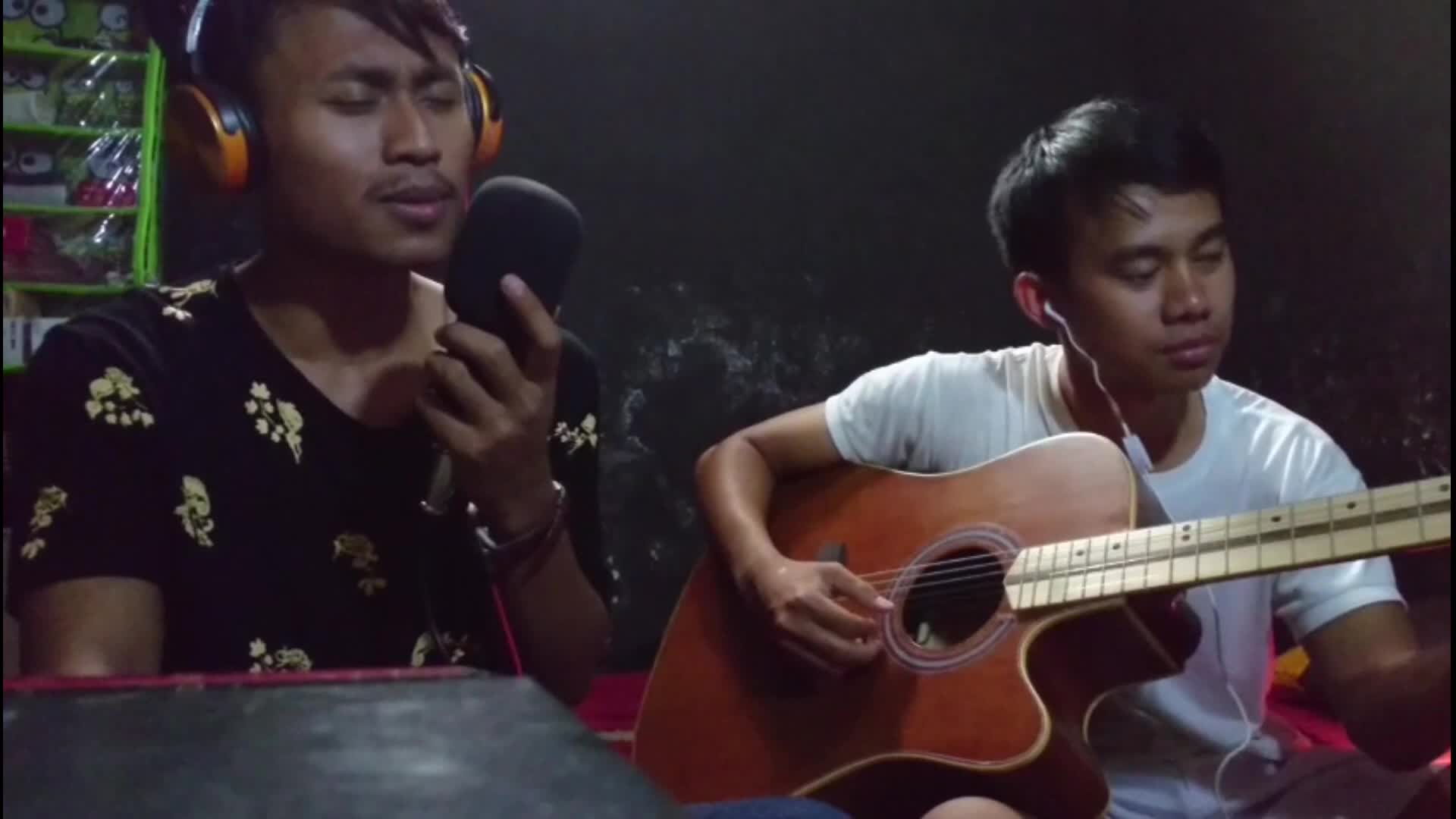 Lagu ciptaan sendiri judul ( CERITA CINTA )  #karyaku #musikindie  #