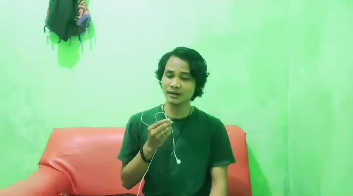 Tiada Tara assalamualaikum wr. wb
nama : SULAIMAN
umur : 21
asal : Sampang
provinsi : Jawa timur
