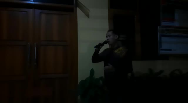 Syaripudin Fuadz Sk, 30 th. asal Garut,jabar .profesi guru. hobi belajar. motivasi menjadi penyanyi realigi .#Voice oframadhangtv