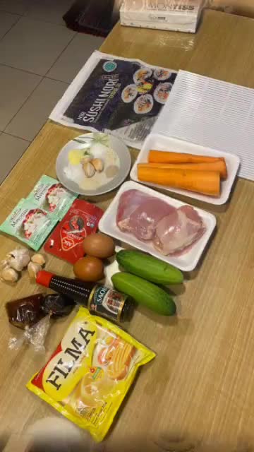 Ayo kita memasak Sushi with Mentai Sauce and Boneless Chicken Blackpepper 
#onlineauditionmci11