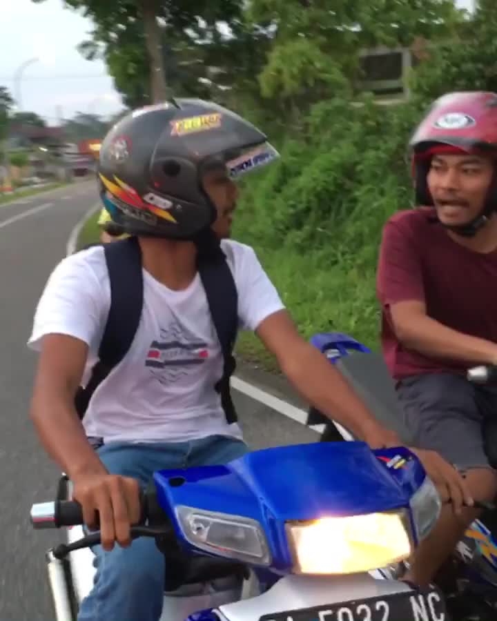 jalan sore