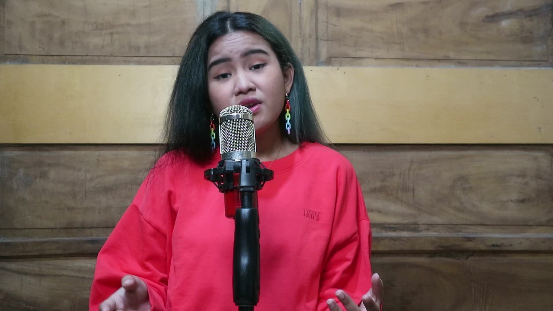 XFI2021 SOLO Sarah 19 Kota Padang Almost Is Never Enough - Ariana Grande