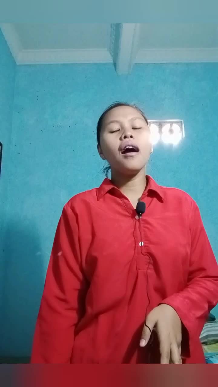 IDOL_XII Maula Nailul Hasna 23 tahun  Tegal Ziva Magnolia Pilihan yang terbaik
