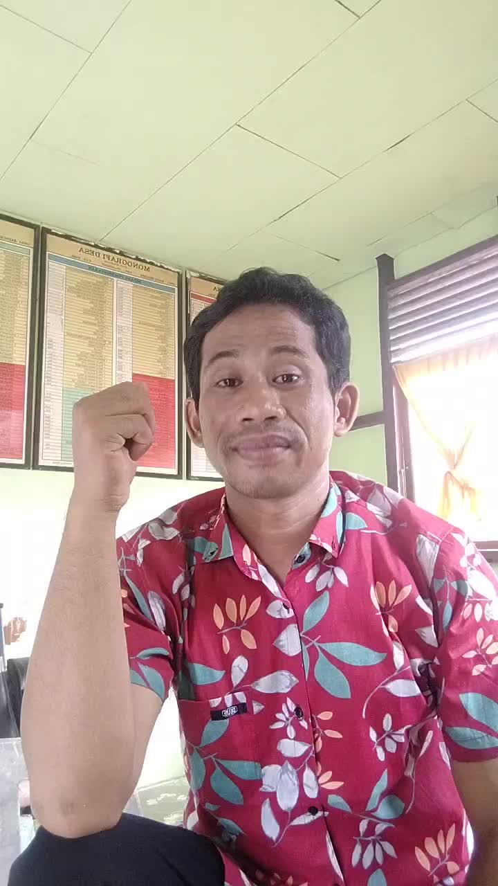 ketika kita tersenyum semuanya akan terasa indah