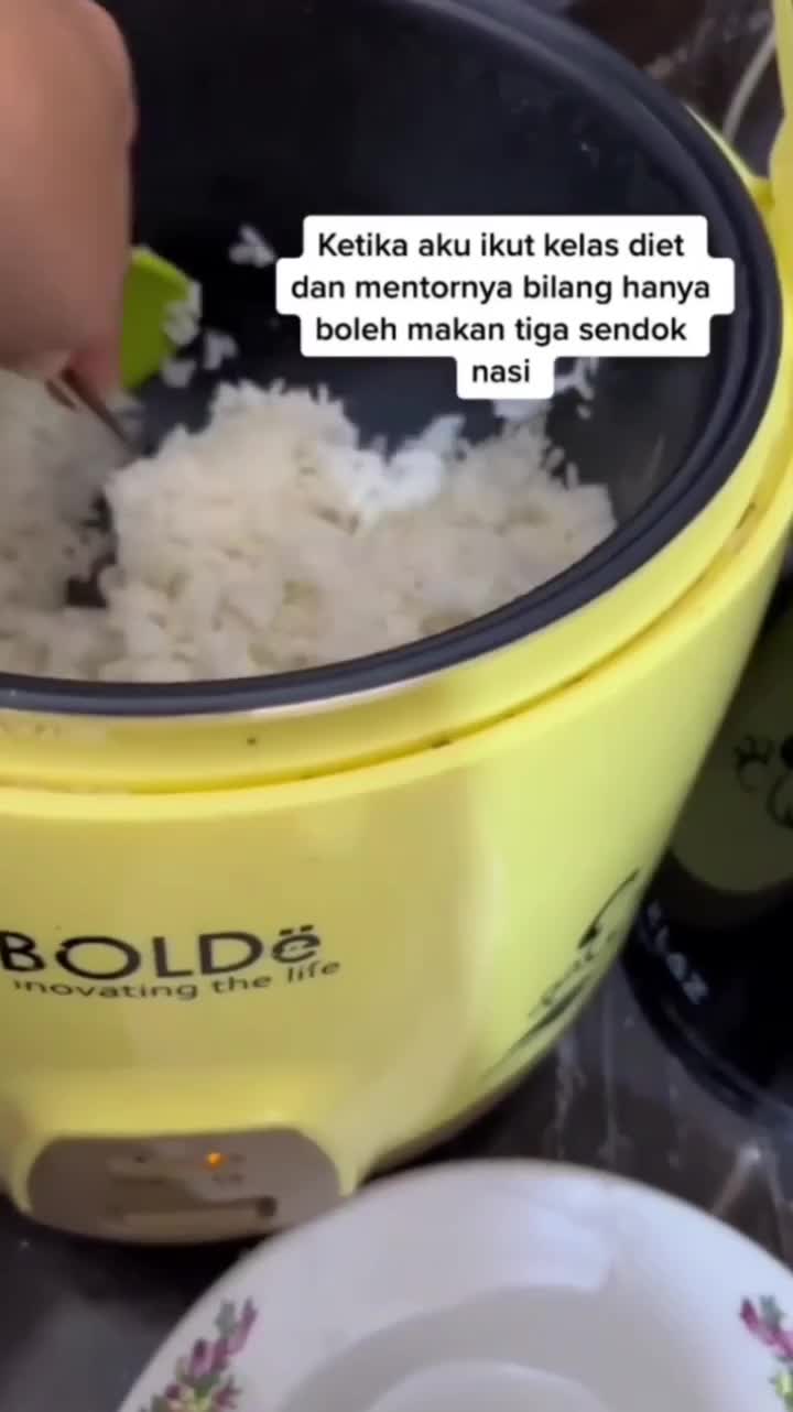 Yang Penting Tiga Sendok