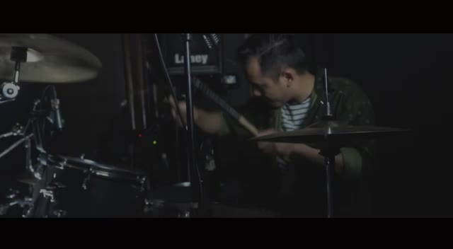 Nifalma - Mungkin Dia