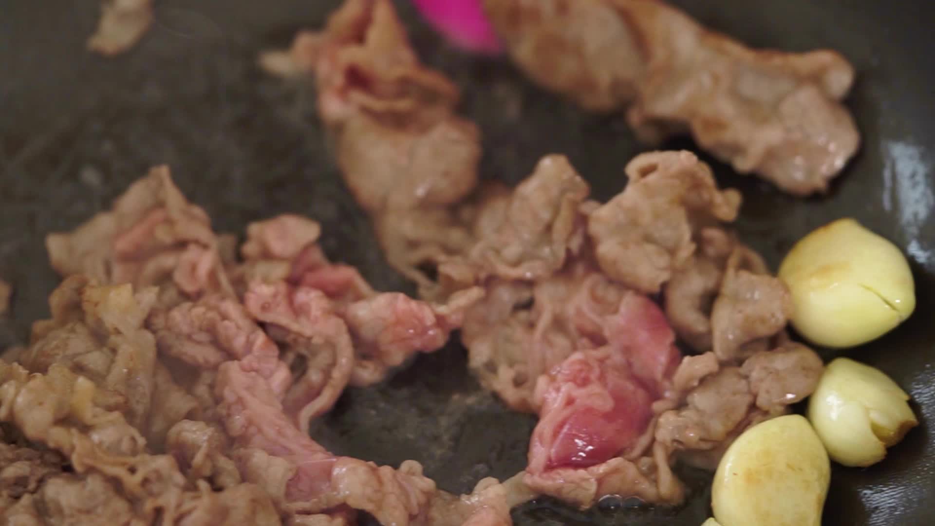 Healthy Food Bisa Enak? Beef Mala Vegan Mentai Sauce Shirataki ala Harta Tahta Eliza