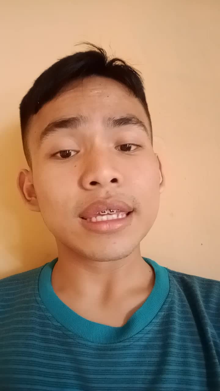 Nama:Riki Hermawan Umur: 19 Tahun Asal:Kota Garut-Jawa Barat,