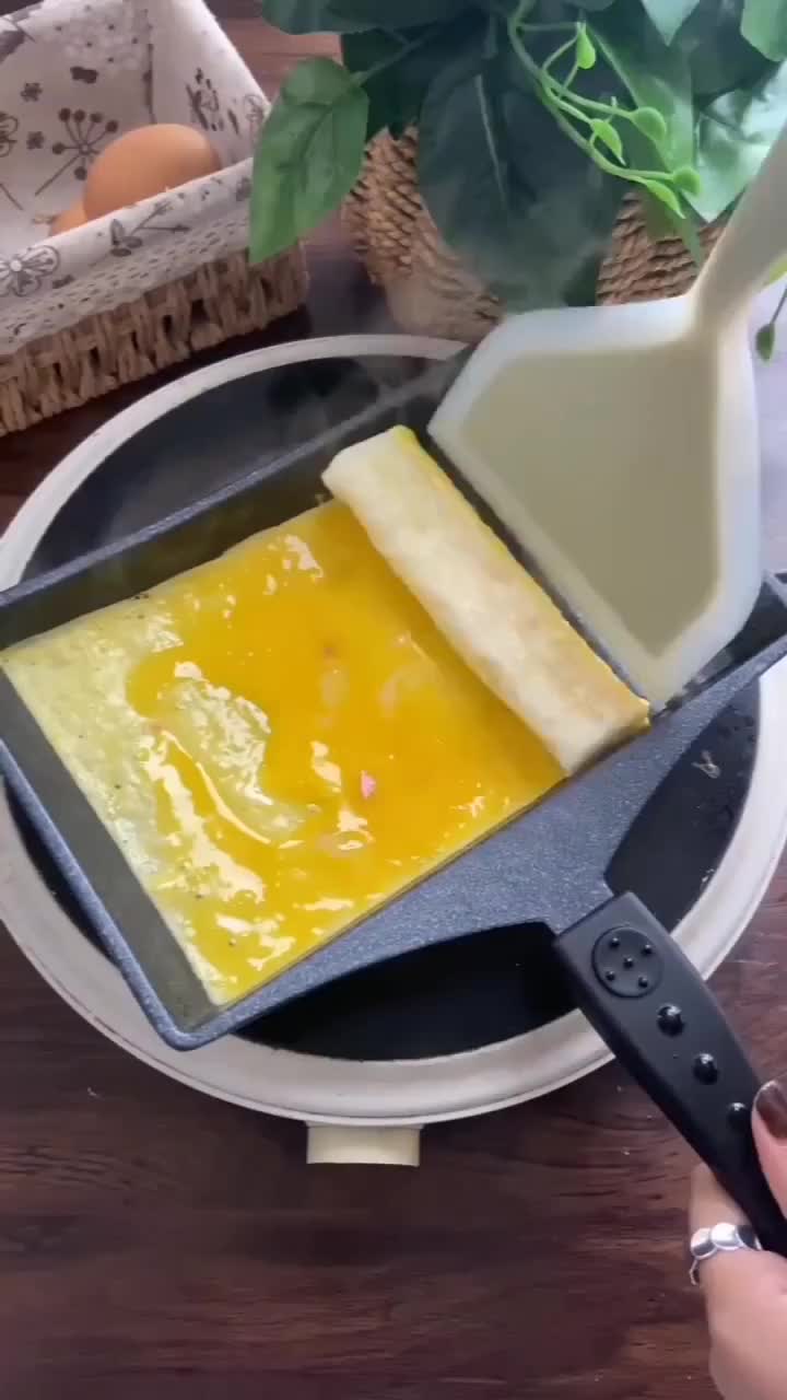 Cara mudah membuat  Tamagoyaki / Omelette.